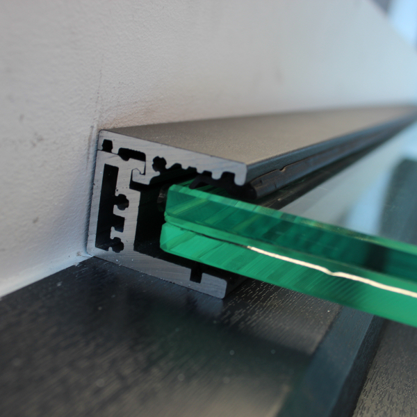 Glas-Fensterbrüstung 08